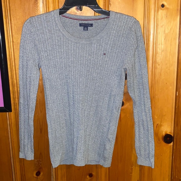 Tommy Hilfiger Sweaters - Tommy Hilfiger sweater